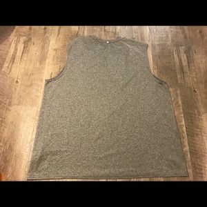 russell training fit sleeveless shirt
